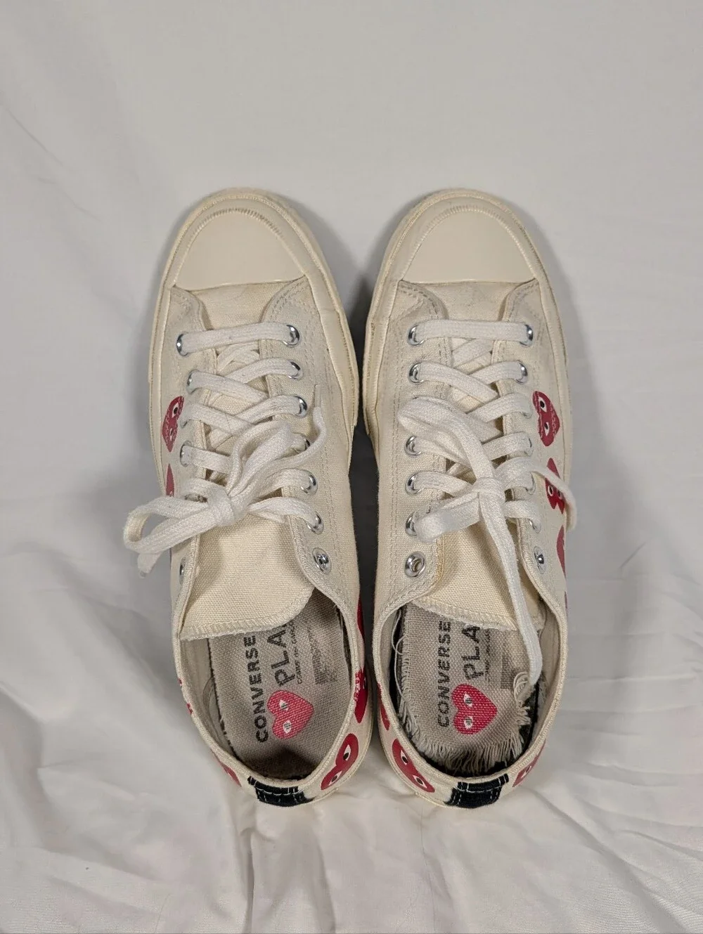 Converse Cream Low-Top Sneakers with Red Heart Graphics